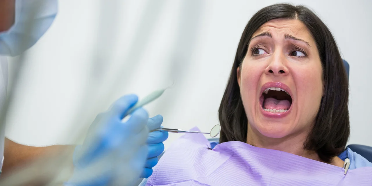 FAQ-image1 dental implants hurt