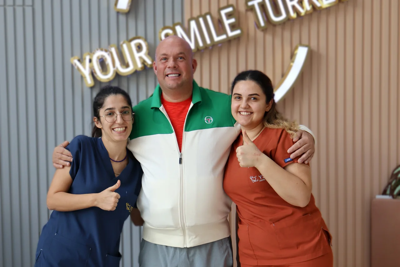 smile-gallery-patient-11 smile-gallery-patient-11